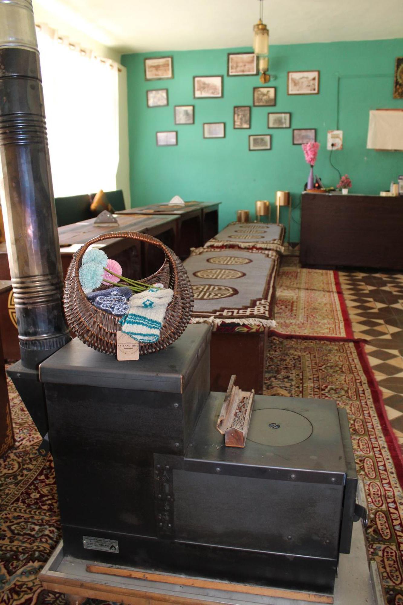 Kyelang Times Hostel Kültér fotó